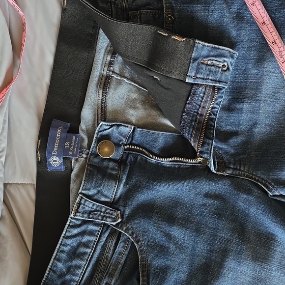 Democracy "Ab"solution,  Straight Leg, Size 12, Dark Blue Jeans - Picture 4 of 6